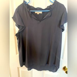 Loft slate gray flutter sleeve tank ☀️